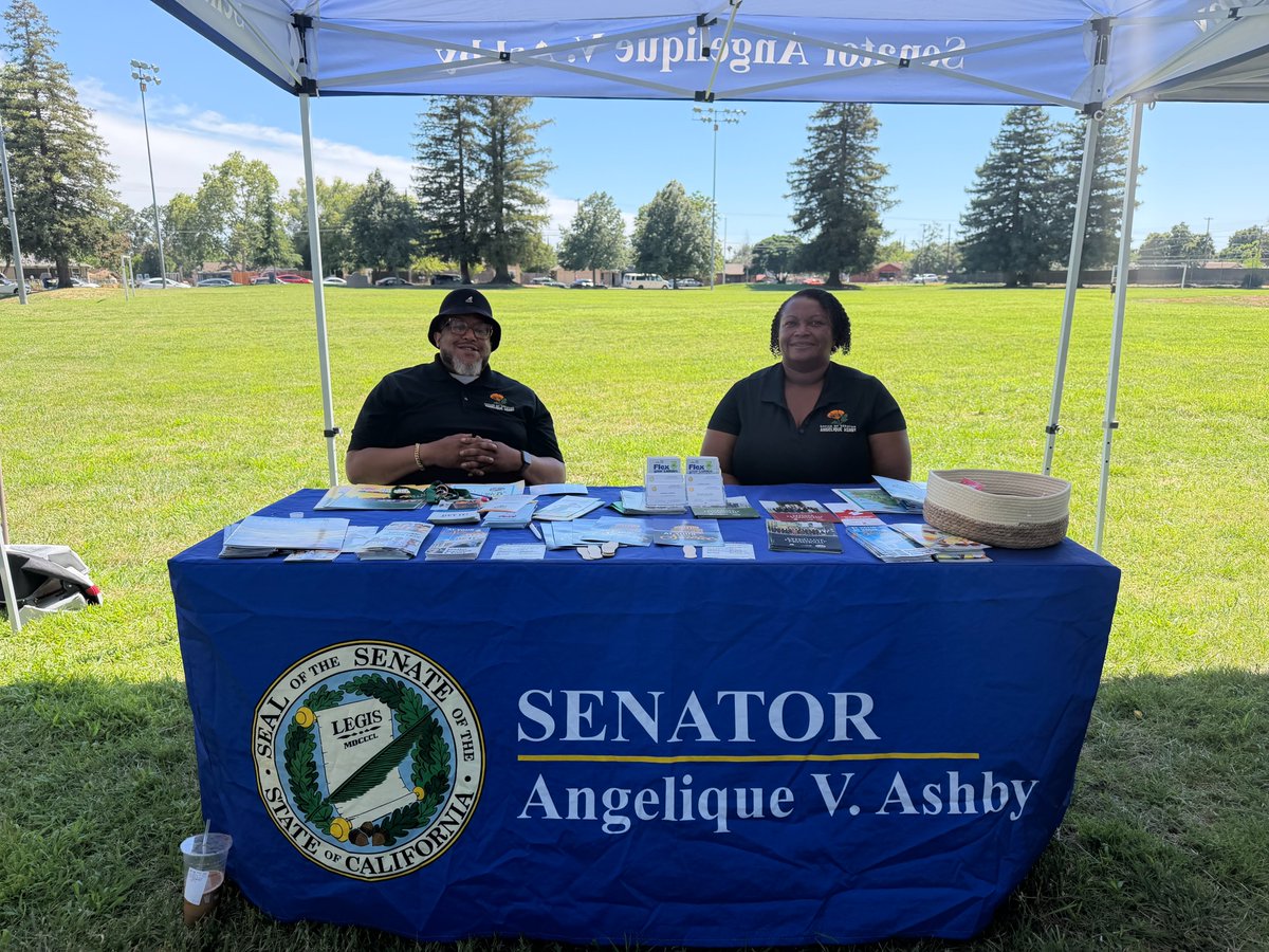 SenatorAshby's tweet photo. Today, Team Ashby had a great time attending Celebrate North Sacramento at Robertson Park!
The community came together for an afternoon filled with delicious food, family fun, live music, and a wide variety of valuable community resources.
#TeamAshby #CelebrateNorthSacramento #CommunityStrong