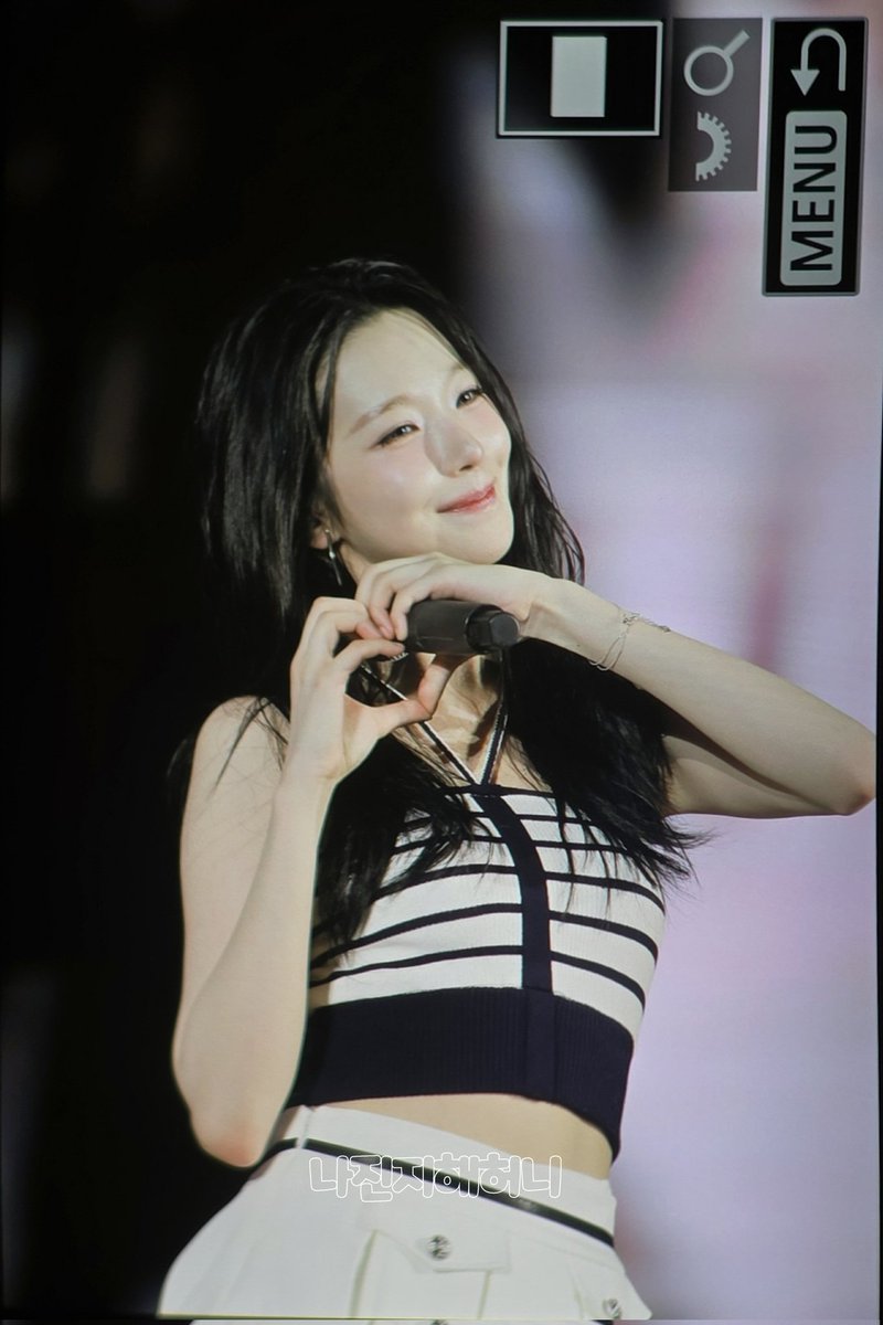 imserioushoney's tweet photo. 26.06.07
K-PULSE HANOI 2026
K-POP WATER MUSIC FESTIVAL
백지헌 pre
#백지헌 #BAEKJIHEON
#지헌 #JIHEON
#프로미스나인 #fromis_9 https://t.co/ero21hjfsf