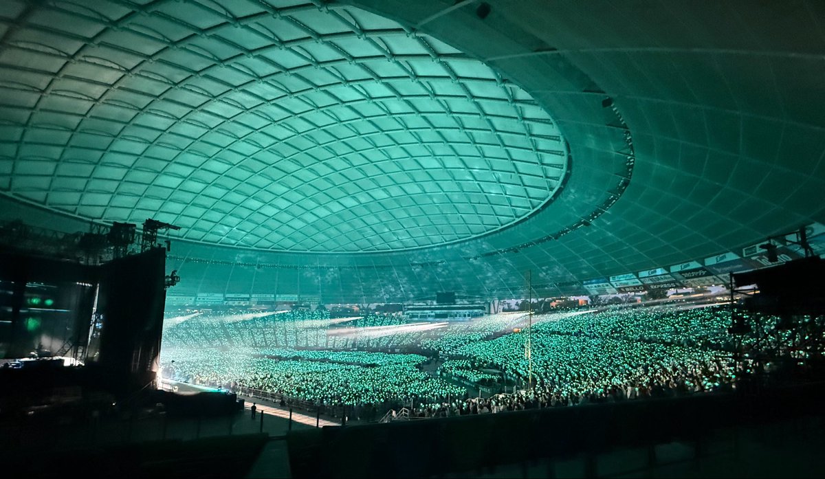 0024yasui's tweet photo. 最高に楽しい時間をありがとう‼︎

日本デビュー15周年を一緒にお祝いできて幸せでした。

カッコよさもあり､可愛さもあり､色気もあり､SHINeeが大好き♡

ベルーナまで遠かったけど､行って良かった‼︎

#SHINee #샤이니 
#2026샤이니월드VIII #THE_INVERT 
#2026_SHINeeWORLD_VIII_THE https://t.co/jtqqFv7Ubs
