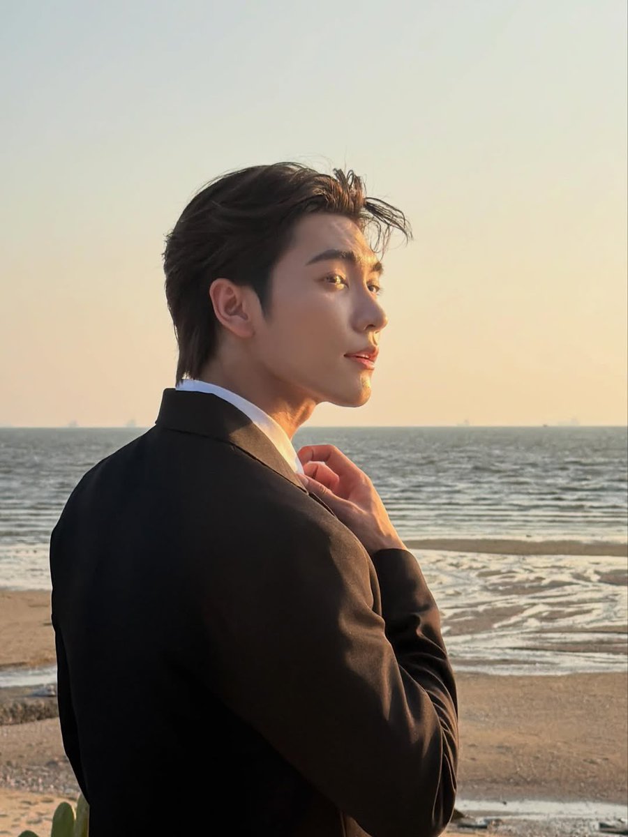 BossC_Official's tweet photo. IGs Boss.ckm Update

🌊🌞

#BOSSCKM #Bosschaikamon 
#ShawtyBoss #BoNoH https://t.co/yA4Z9H1zXj