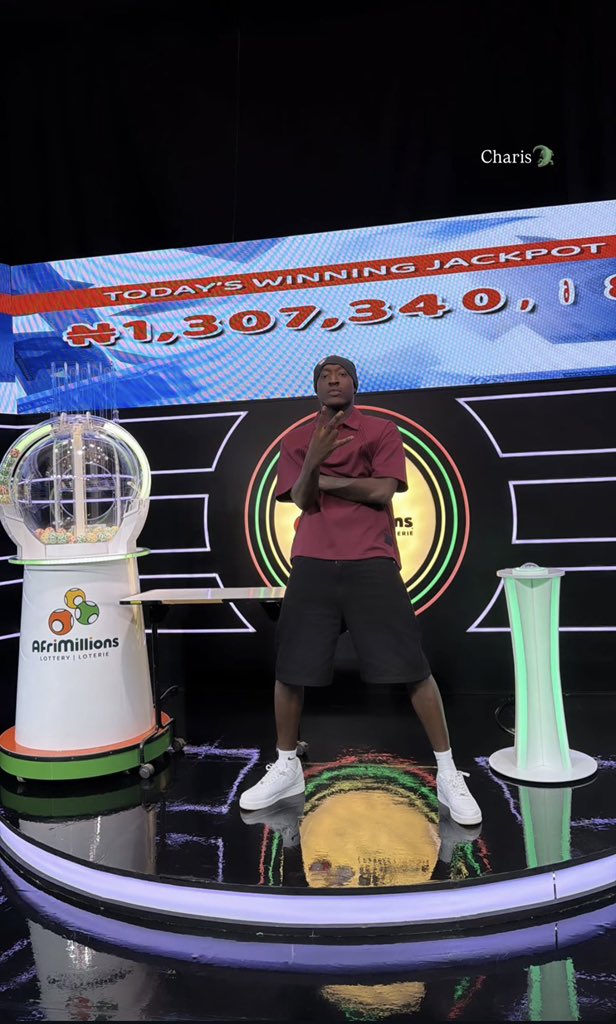 TheDamiForeign's tweet photo. Omo! Carter efe just won 1.3billion naira on AfriMillions🤯😩 https://t.co/4h5A7LvYYr