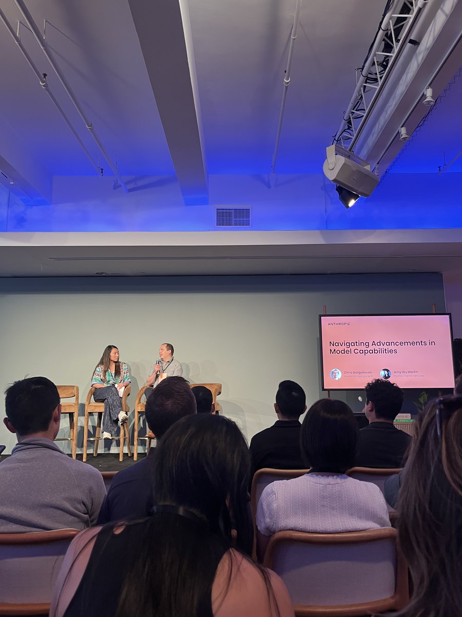 BenjaminBekken's tweet photo. Thank you NYC Tech Week! 🇺🇸

Great events and met some great people: Thomas Walle (Unacast), Alex Meredith (FoundersBoost), Alexandra Lewin (Sleeping Bear Capital), and MJ Mehdi at Harvard Club. And so many more!

The energy in US is unmatched. https://t.co/7jrU8eDuB2
