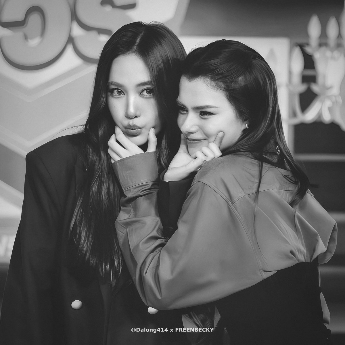 dalong414's tweet photo. 🖤𝗕&amp;𝗪 𝘃𝗲𝗿𝘀𝗶𝗼𝗻🤍 

-

GRABFOOD X FREENBECKY
#GrabFoodถูกกว่าชัวร์xFreenBecky
#ฟรีนเบค #FreenBecky 
#srchafreen #Beckysangels
#DalongWallpaper https://t.co/4FMx3QTMOf