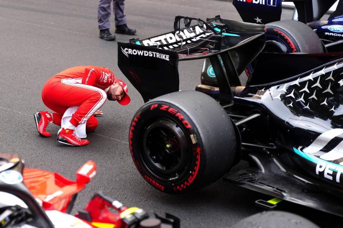 fiagirly's tweet photo. Lewis inspecting the Mercedes after the race 😭😭😭😭😭😭😭😭 https://t.co/fJW5kNscNY