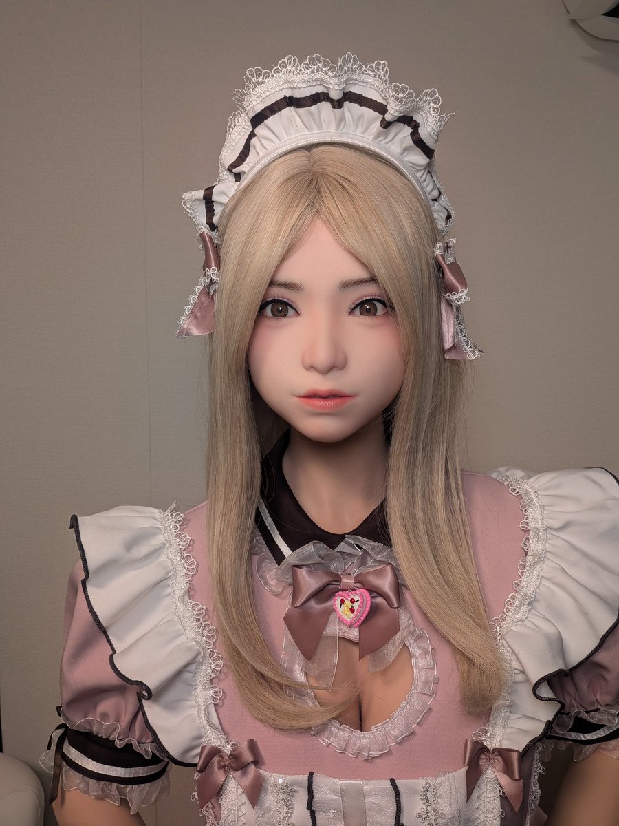 Z8EaMq5dA182468's tweet photo. あなたは黒髪派ですか金髪派ですか？

私は黒髪清楚系が大好きです！！ https://t.co/tTEDkpA0dM