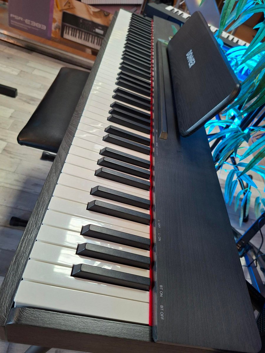 ieslemans's tweet photo. 📷 Le piano Donner Oura S-100 est en démo chez IES Le Mans 📷
📷 Disponible en quelques clics 📷 https://t.co/BI2c8Dyie9
#pianolemans #piano #PianoNumérique #lemans #sarthe https://t.co/tg6BtqYWjS