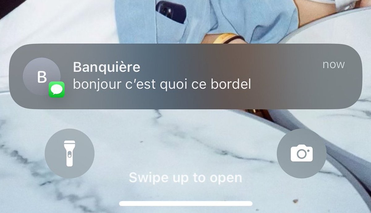 ApprendEnsemble's tweet photo. La banquière qui voit le Livret A partir sur l'IPO de SpaceX 🤡

(c'est faux) https://t.co/h3hxqNHMfm