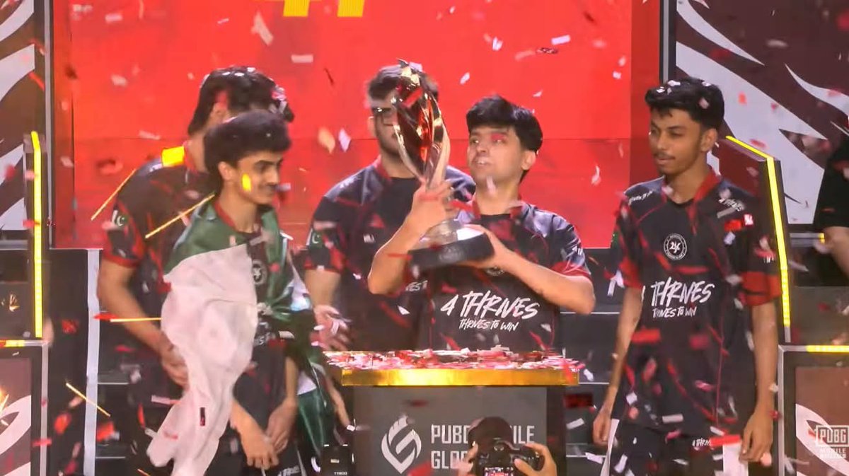 Anonymousss_Guy's tweet photo. Caster : Say Something 
Them : Alhamdulillah Alhamdulillah 
Ctrl c Ctrl V 😂
No Hate , Congratulations 4T 
Love From 🇮🇳
#PMGO
#Pubg
#4T https://t.co/hGJekFqhsC