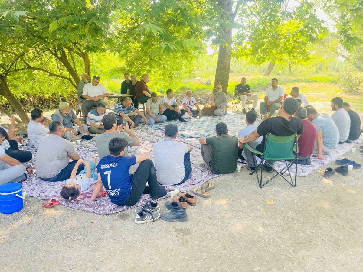 HudaParOsmaniye's tweet photo. Teşkilatımızın düzenlediği geleneksel piknik etkinliğinde, kıymetli dava arkadaşlarımız ve aileleriyle doğanın kalbinde bir araya geldik.
Muhabbetimizin ve kardeşliğimizin daim olması duasıyla; tüm kardeşlerimize ve emeği geçen teşkilat mensuplarımıza yürekten teşekkür ederiz. https://t.co/V2VYb9oe1M