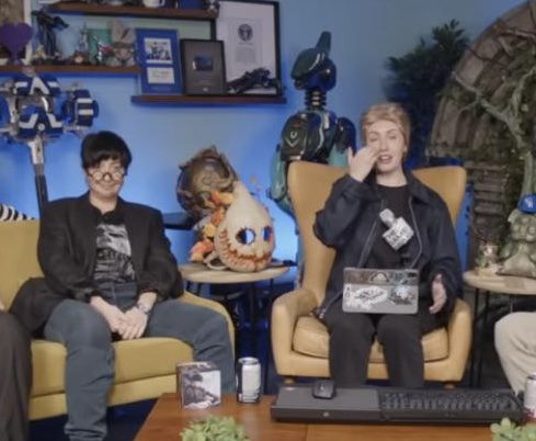 transmeatloaf's tweet photo. Guys dw, they hung out some months ago https://t.co/NCrwUS2oJn