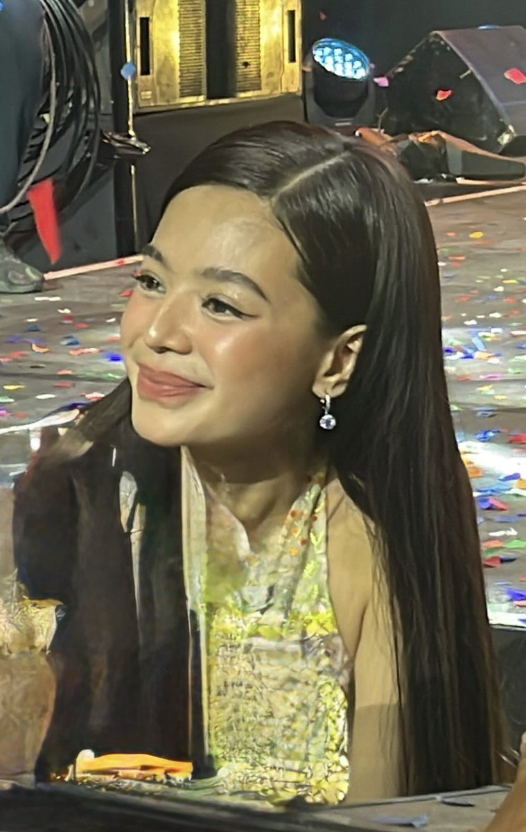 dreyuuuuuh_'s tweet photo. ganda ganda ng caca na yaaaaan 🤍 https://t.co/friE2CXECo