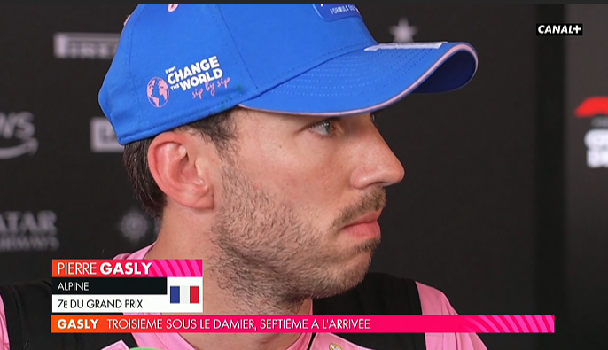 PG10__Inside's tweet photo. 🔵 Pierre : "Honnêtement je sais pas quoi dire, j'ai pas de mots, on fait la course parfaite, on part 9ᵉ, on finit 3ᵉ, on passe la ligne en 3ᵉ place. 

Les 2 fois, je mets le pit limiter avant la ligne, il est réglé à 59,5 km/h, avec la limite à 60, je ne sais pas. 

C'est un podium à Monaco. Je suis dégoûté."

#F1 #MonacoGP