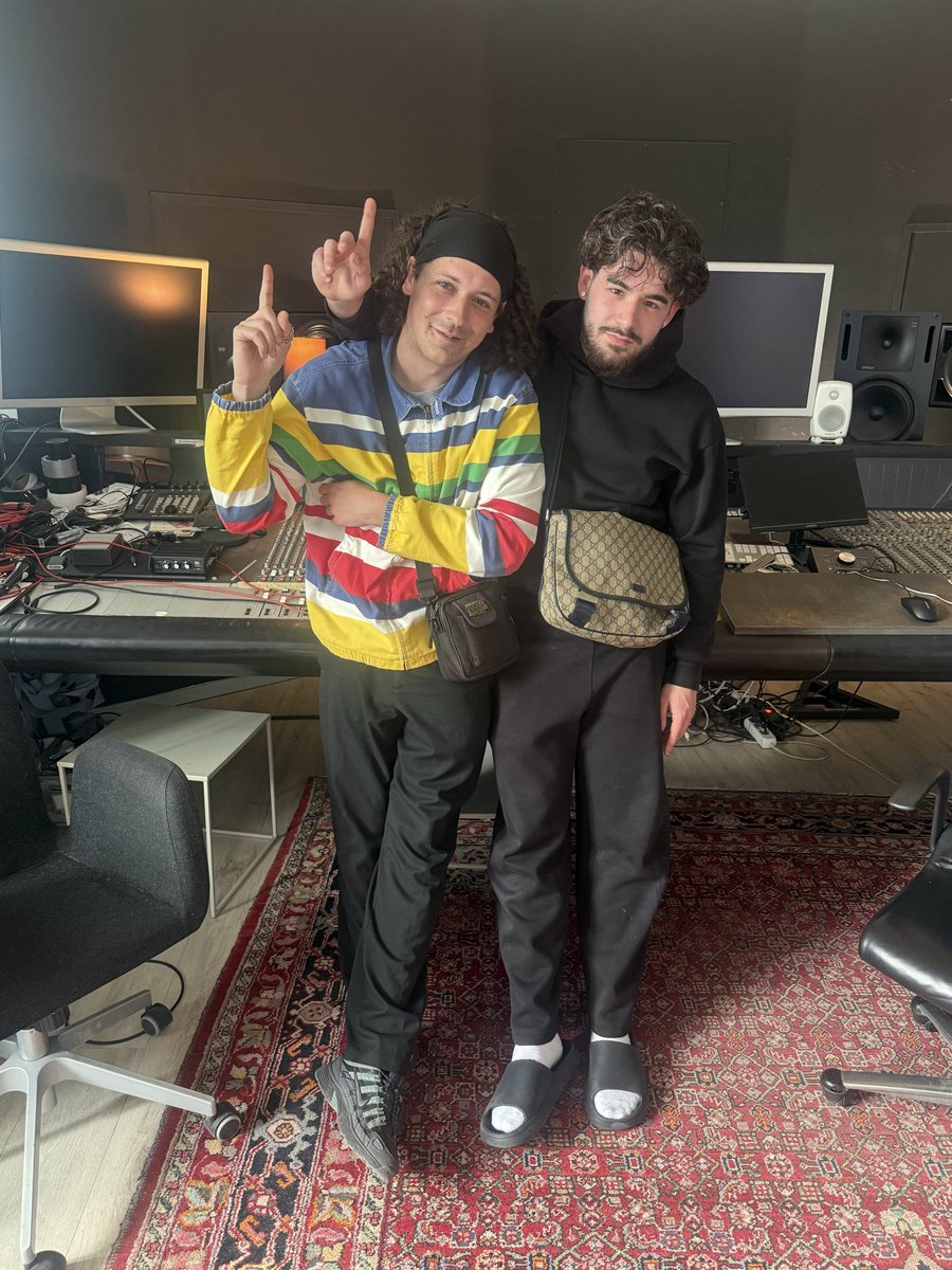 ryd3rwho's tweet photo. https://t.co/RyPxUXxUA6