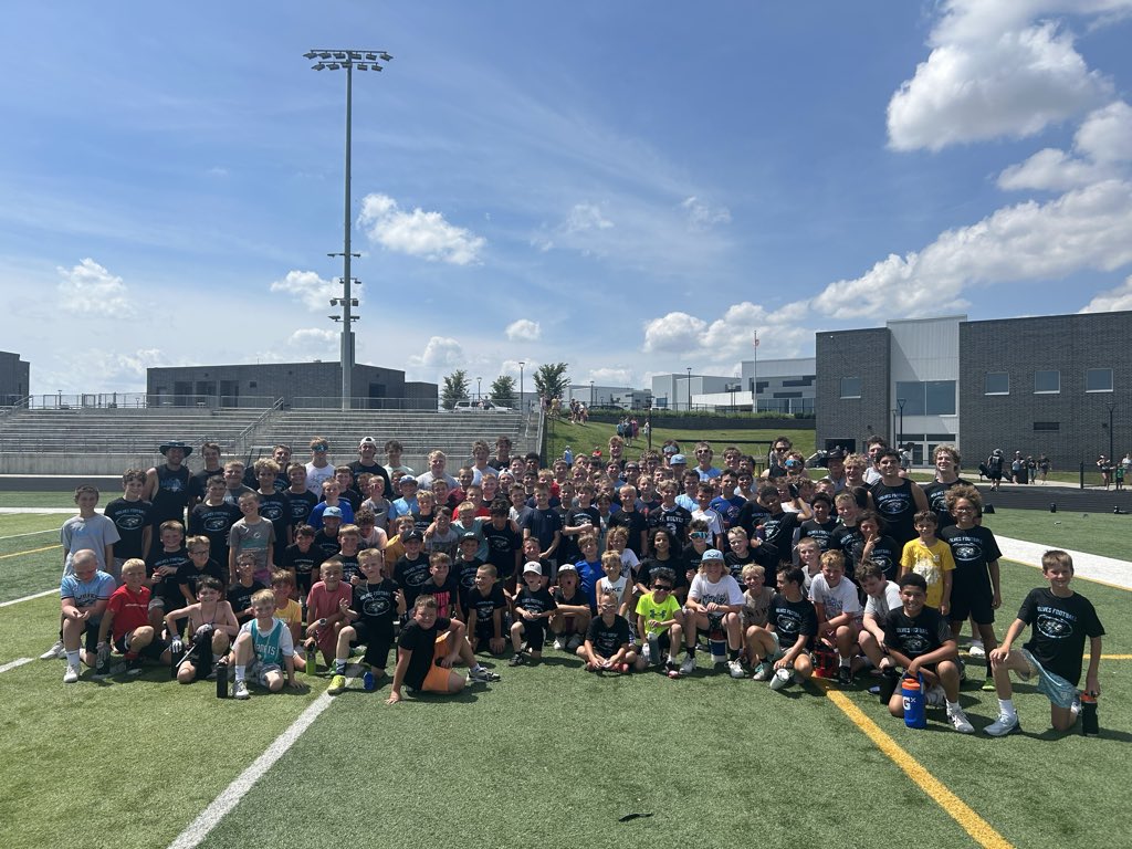 ENHS_Football's tweet photo. 2026 Youth Camp is in the books. Great week of work from these dudes! Appreciate these guys being a part of our program. We had a great time working with some great young athletes. Bright future ahead for these young men! https://t.co/Pqp9dbzJWi