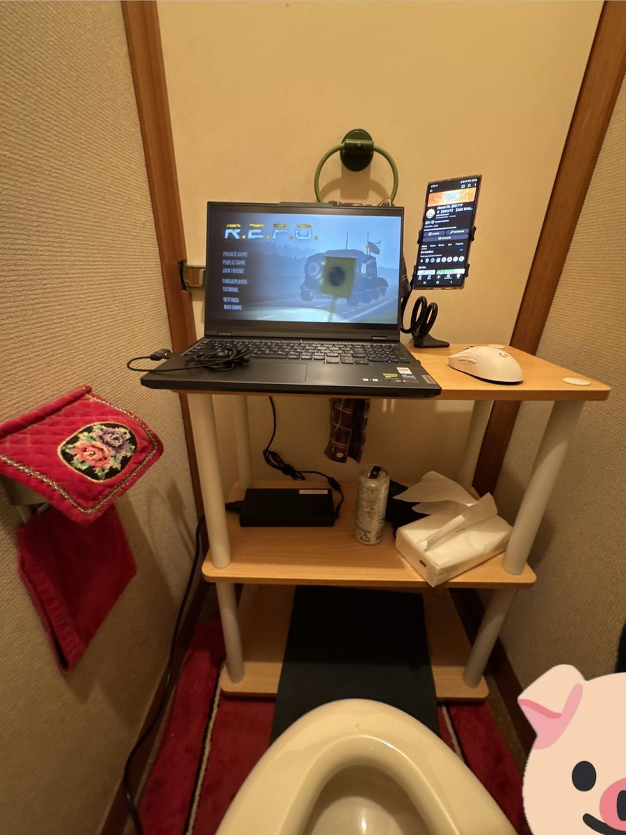 AkemiNekomachi's tweet photo. setup for my vtubing activity
latop
mous
gaming chair https://t.co/n1obE4JCoW