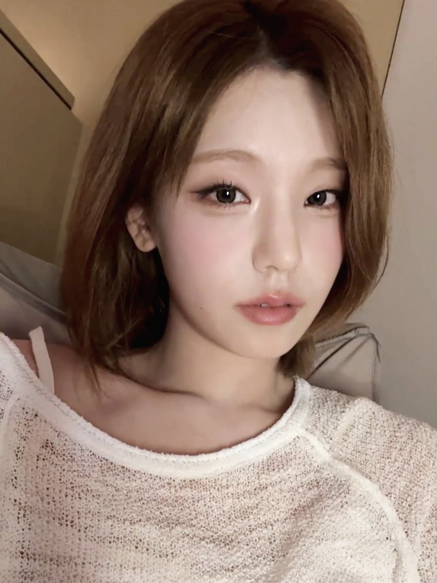 storingyeji's tweet photo. https://t.co/jQ0PzgmeF5