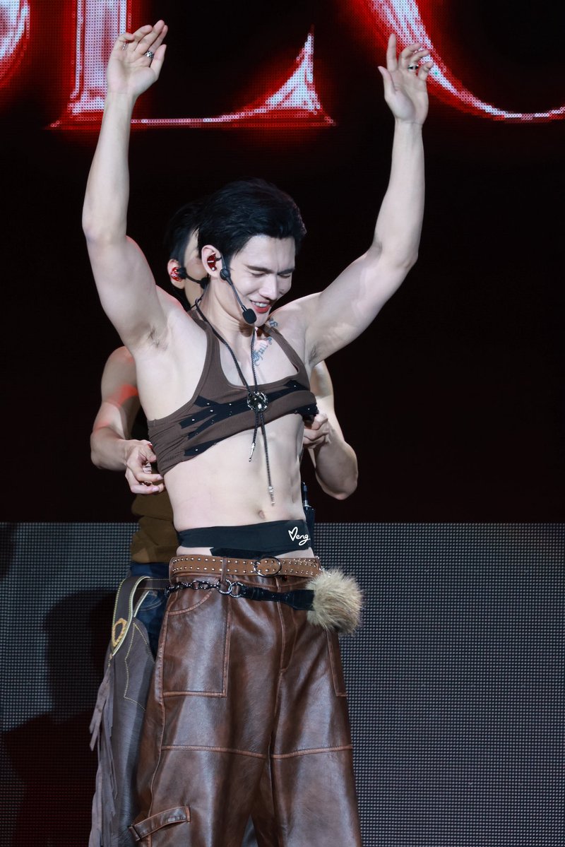 lui3535's tweet photo. 5555555555！！so funny ！！！🤣🤣

POOH PAVEL SECOND DATE FANCON

#PoohPavelSecondDateFancon
#pavelphoom 
#ต้าห์อู๋ #oueiija #DAOU https://t.co/Qjnl1RDU13