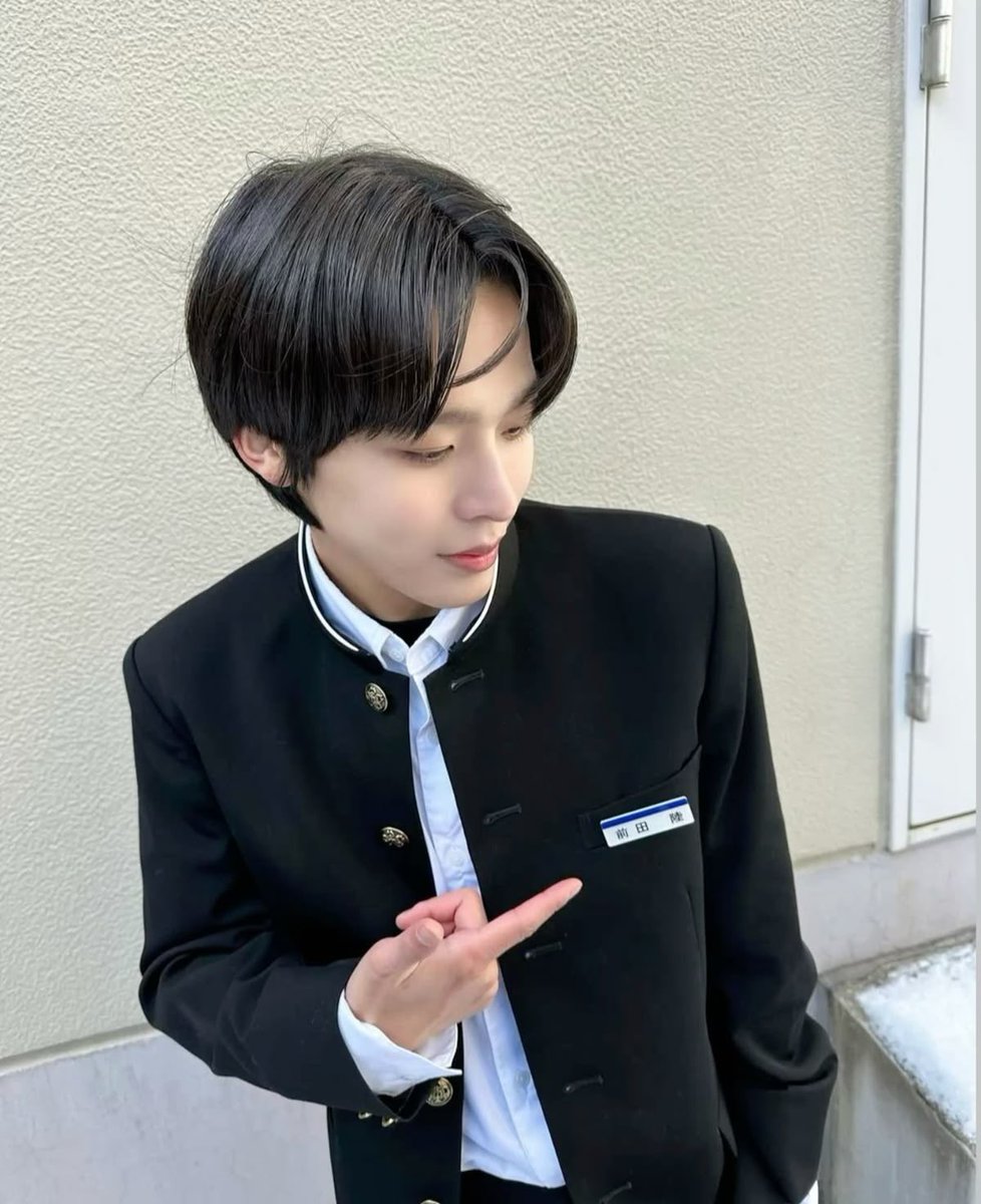 _tokimekichu's tweet photo. リク、学ラン似合いすぎ https://t.co/xOMwBqTY7S