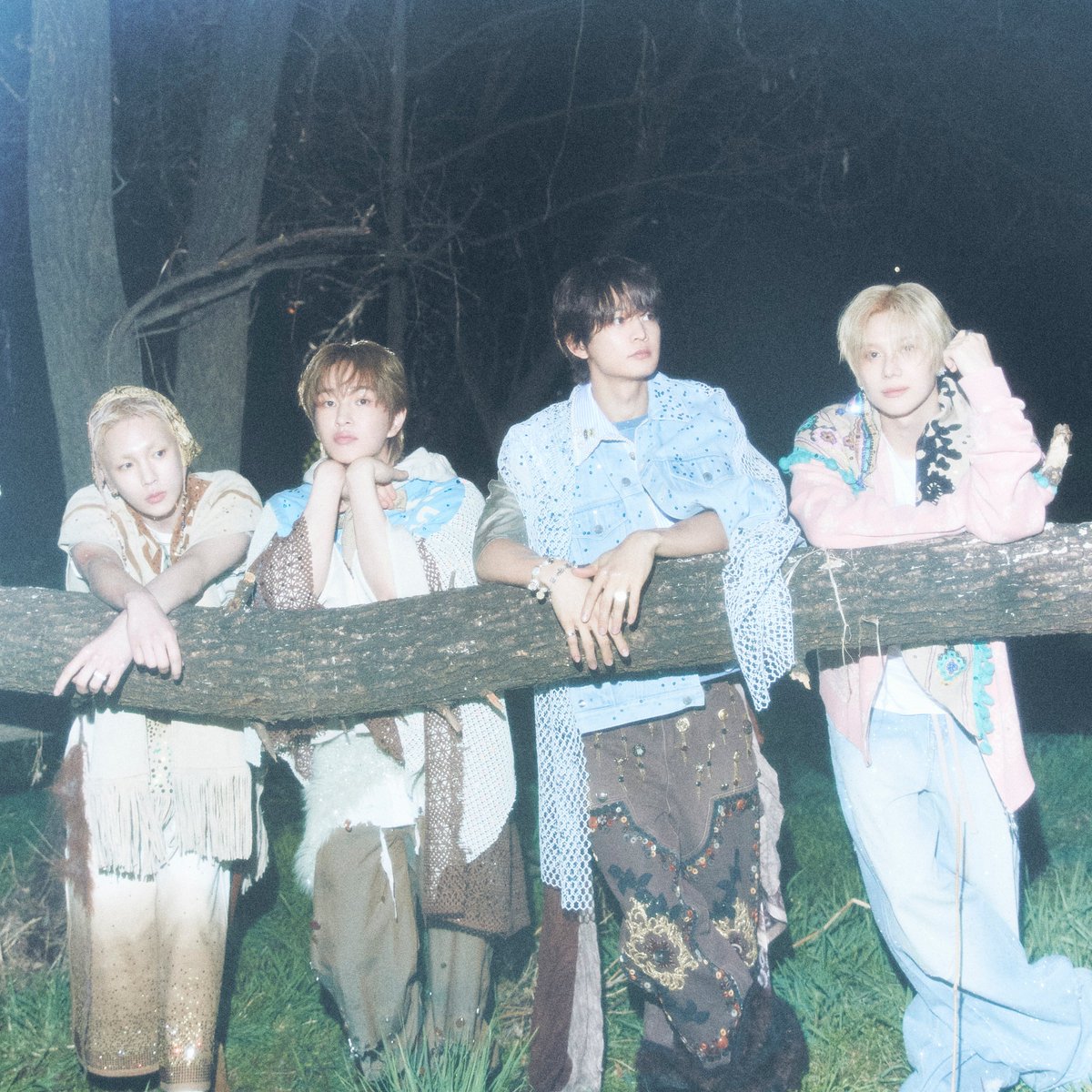 koreansales_twt's tweet photo. #SHINee has sold 2.7 million copies on Hanteo with all their albums. https://t.co/9sWr8N0GzY