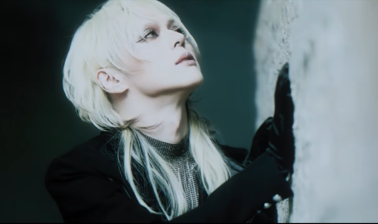 dead_alive12's tweet photo. Зачем такой красивый https://t.co/yLGLP4wQlh