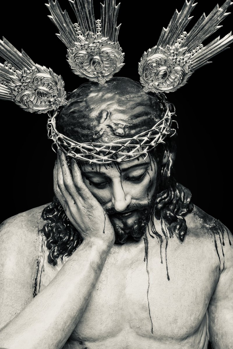 LaCenaSevilla's tweet photo. ⚫️ OBITUARIO

Lamentamos comunicar el fallecimiento, en la mañana de hoy, de ntra. hna. Dª Maribel Plaza Castillejo, esposa de ntro. hno. D. José Luis Ballesteros.

Elevamos oraciones a nuestros Sagrados Titulares para que Dios le acoja en la gloria eterna. 

Descanse en Paz. https://t.co/EuqvCd3Nz5