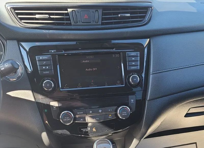 southernImport's tweet photo. 🚨 ¡SUV FAMILIAR EN JACKSON, MS! 🚨
Nissan Rogue SV 2020

✨ ¡SOLO 55k Millas!
✨ Puerta Eléctrica y Apple CarPlay
✨ Asientos con Calefacción

¡Pregunte por nuestro Financiamiento en Casa hoy mismo! 👇
https://t.co/174HMR9941
#AutosUsados #Mississippi https://t.co/CBmXWUfscJ