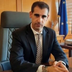 Bozonio25's tweet photo. Βασίλης Γιαννόπουλος Αντιπεριφερειάρχης  Δυτικής Ελλάδας με την στήριξη της ΝουΔούλας.
Νεοδημοκράτης ή Παναθηναϊκός. Δεν γίνεται και τα δύο. Να σας κοπούν τα χέρια αν ψηφίζετε αυτό το μόρφωμα. https://t.co/kntOxHMZhS