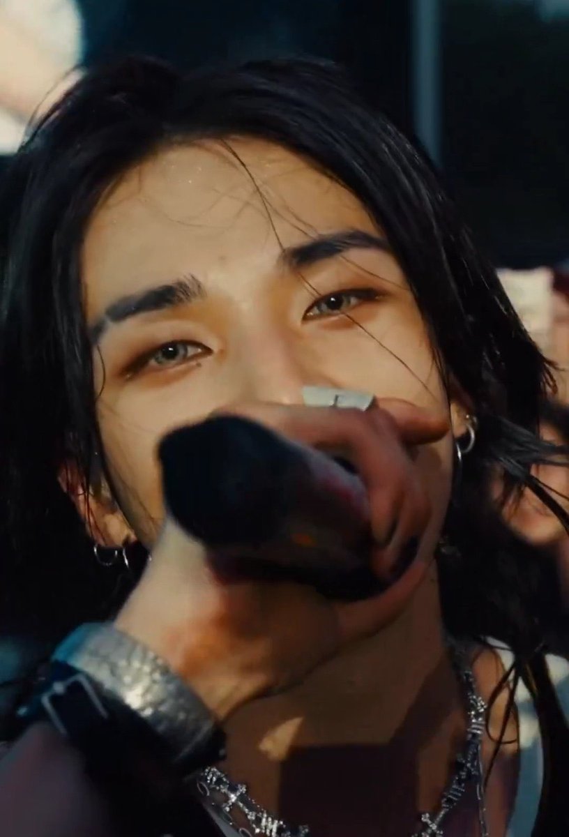 rvxll3's tweet photo. oh fuck https://t.co/INjpqMUoOd