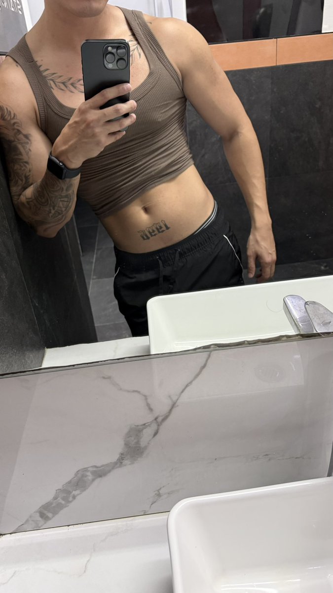daniel tweet media