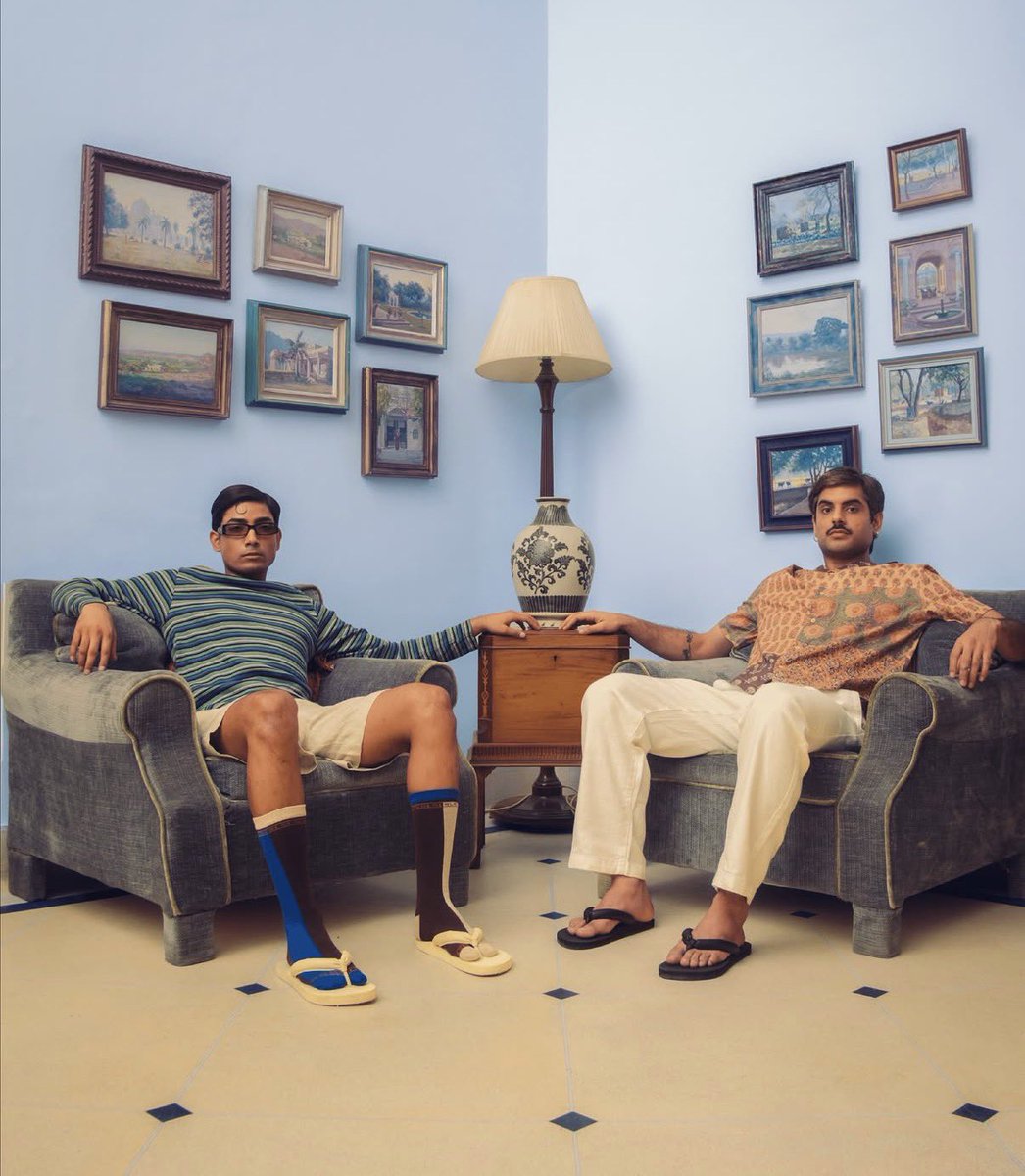 arjuns__'s tweet photo. Who said the humble Hawaii chappal cannot be cool https://t.co/MulRlAupr2