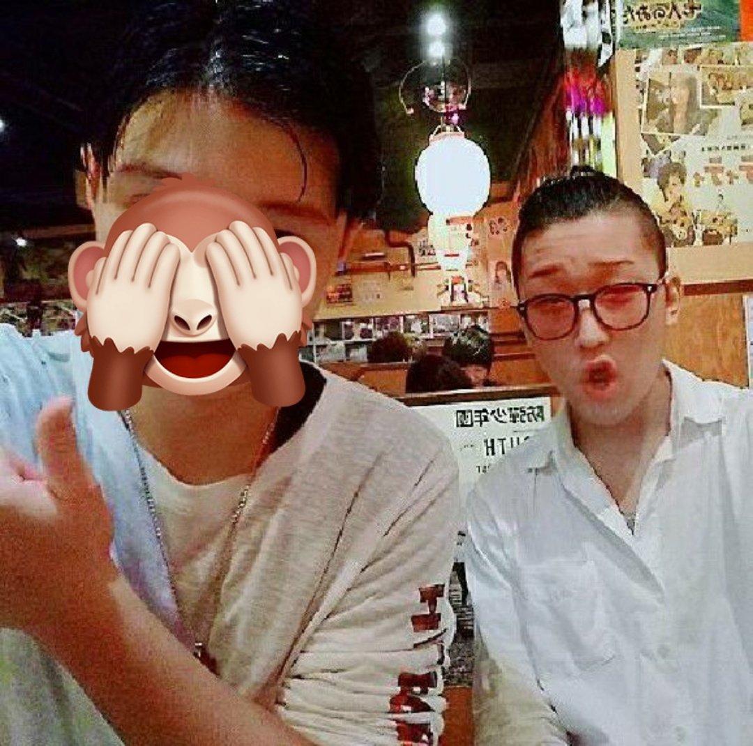 youngtae023's tweet photo. クッソ若い頃の写真出てきた
ほそ https://t.co/rfZjq3cHlB