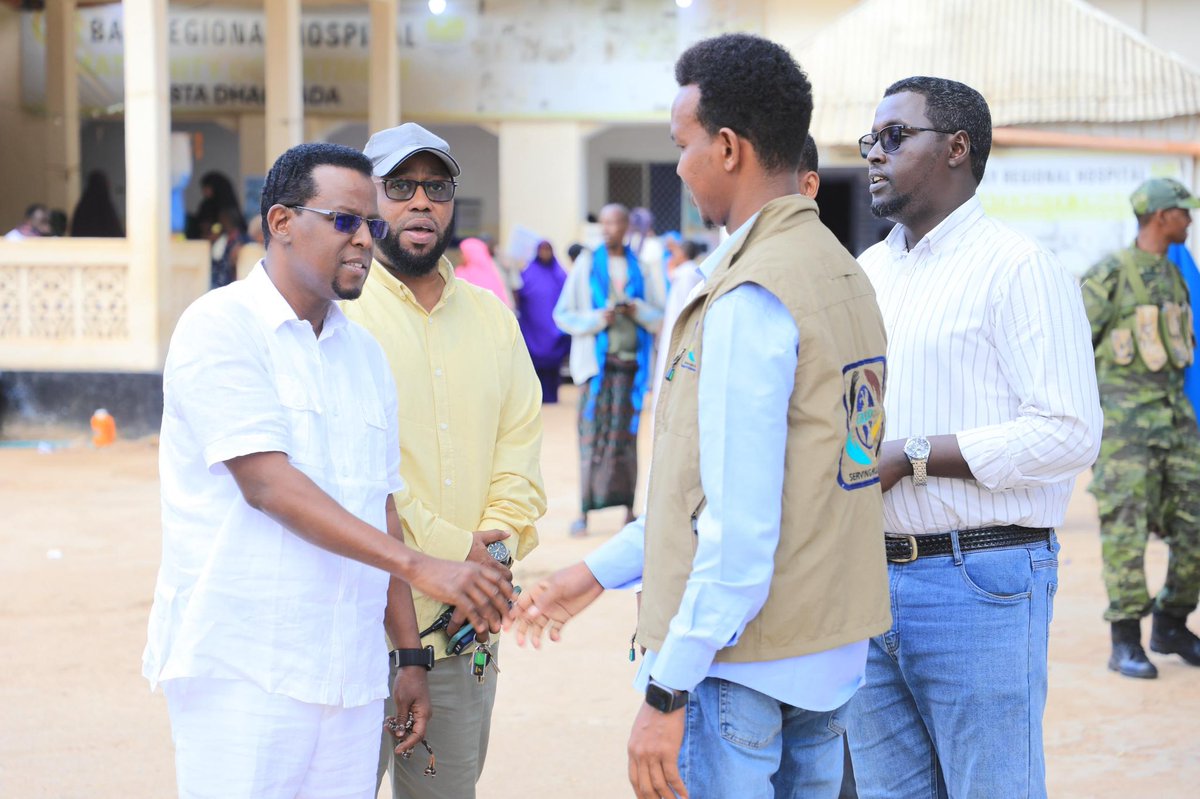 gredosom's tweet photo. As part of Environment Week, GREDO, in partnership with #ZamzamUniversity, handed over 200 trees to Baidoa Hospital in the presence of the Baidoa District Commissioner and the Hospital Director.

This initiative is part of the DANIDA SPA Green Skills Programme (2025), through which over 3,000 trees have been planted across schools, IDP sites, and public institutions in Baidoa, contributing to environmental restoration, greener communities, and climate resilience.

Together, we are growing a healthier and more sustainable future for all. 🌳💚

#EnvironmentWeek #ClimateWeek #Somalia #GREDO