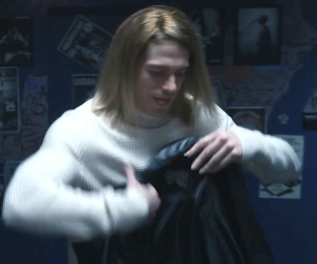lestatdevere's tweet photo. desde ontem tentando lembrar quem o doppelgänger do lestat parece e é simplesmente o irmão do gru https://t.co/E5xz79JBTv