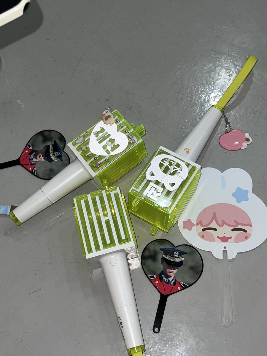 6log6_'s tweet photo. 모노콘 너무 좋앗더염..///
오빵이가정말너무기엽고능글맞아졋다ㅋㅋ🙂‍↕️🙂‍↕️ https://t.co/NmZPfnTD1l