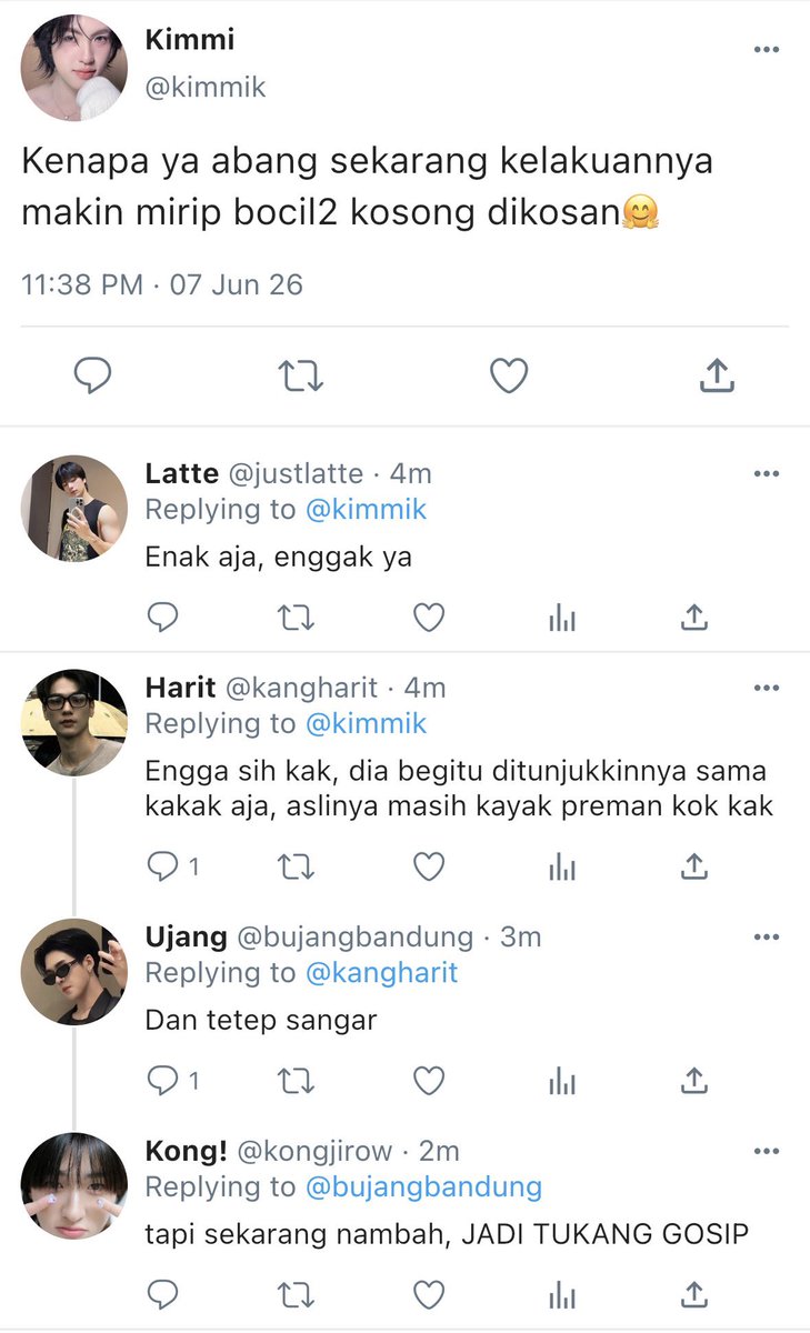 khemzira's tweet photo. Mak comblangnya mas net; https://t.co/ZQrO8hsXss