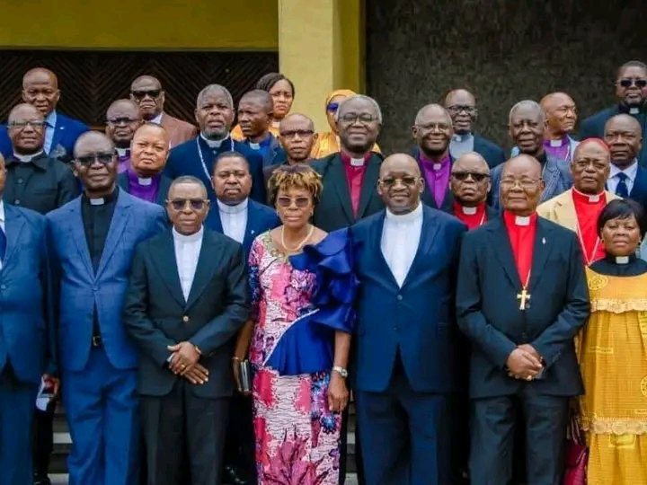 celestin_ndjale's tweet photo. #RDC L’@Cjpsc_Ecc réaffirme son #opposition à toute modification ou révision de la #Constitution. Un nouveau signal qui complique davantage les ambitions constitutionnelles du pouvoir. Fin ya #Tshisekedi ekómi pembeni. https://t.co/rrbhLVV7vd