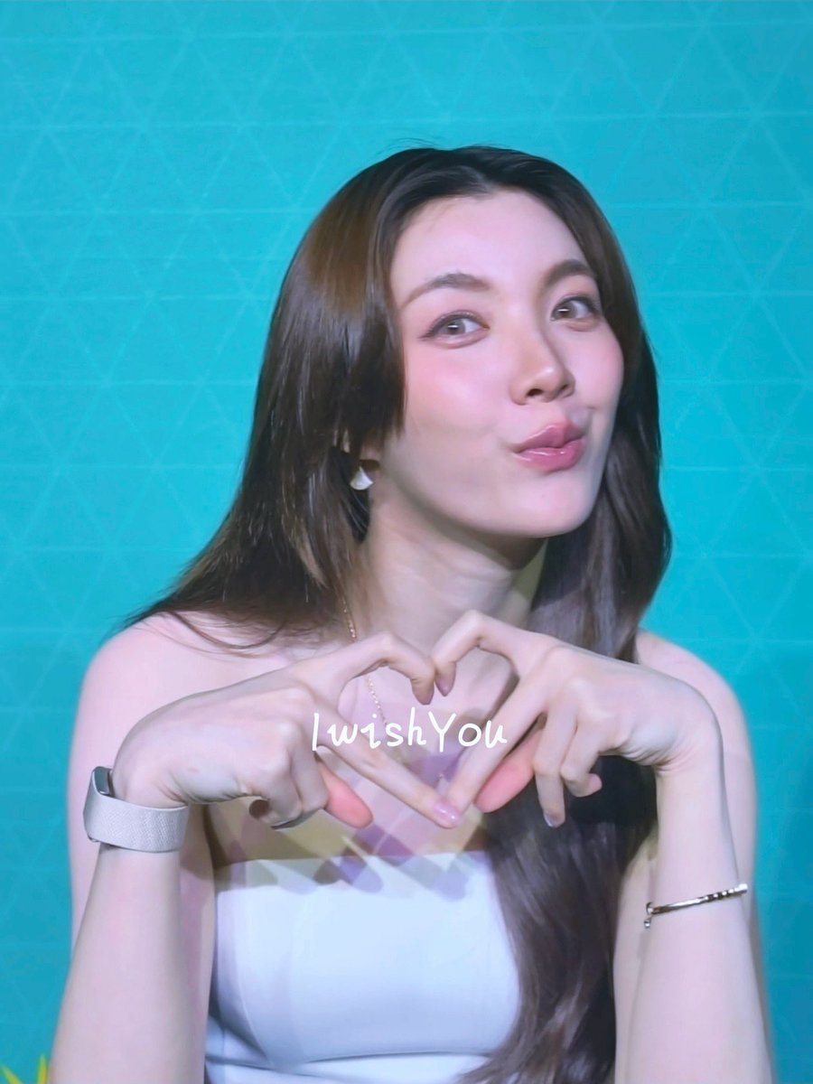 IwishYou21's tweet photo. จะออกไปเติมน้องออมทุกครั้งที่มีโอกาสเลย
มีความสุขทุกครั้งที่ได้เจอน้อง ขอบคุณที่เป็นวิตามินใจที่ดีเสมอมานะคะ ขอบคุณสำหรับหัวใจน่ารักๆ สำหรับวันนี้ด้วยน๊าาา ต่อชีวิตไปได้อีกหน่อย 🤍🫶🏻 

1st week of the month, I met you 3 times but it’s never enuff😋

#OrmKornnaphat‌ #ออมกรณ์นภัส‌ https://t.co/AUAtTaJags