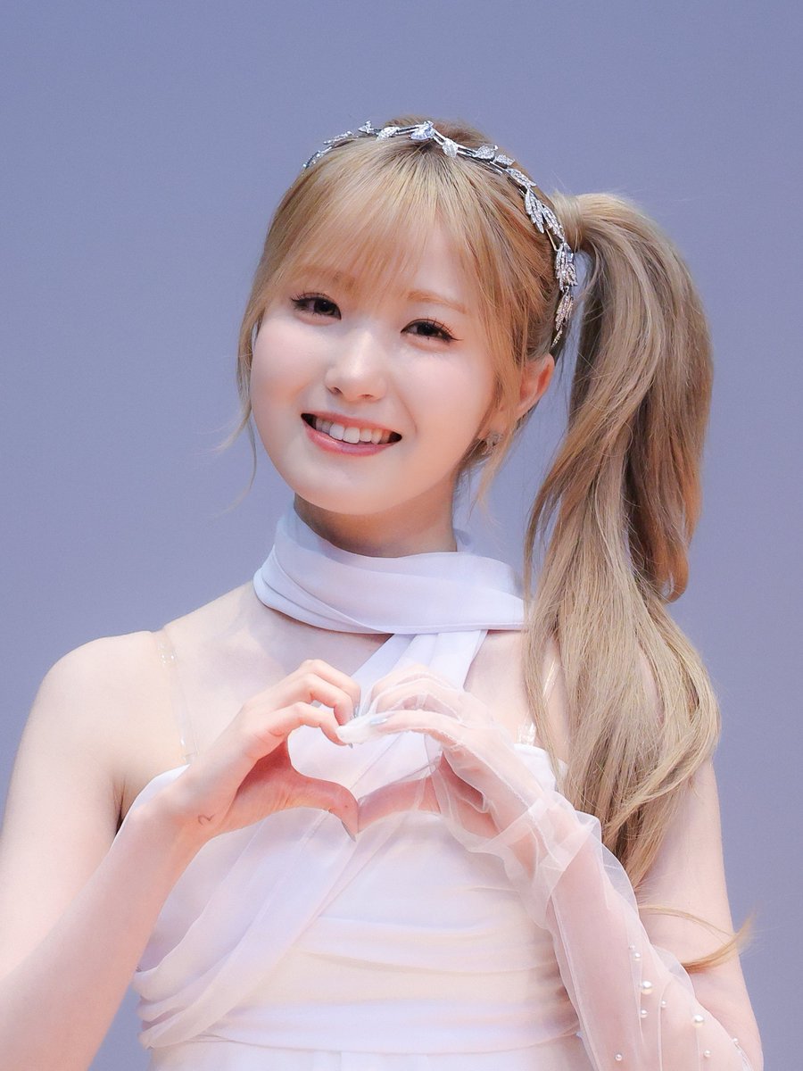 ddalgitomi00's tweet photo. 260607

🍓

#히토미 #SAYMYNAME #세이마이네임 #SMN #HITOMI https://t.co/3De5bmFOJW