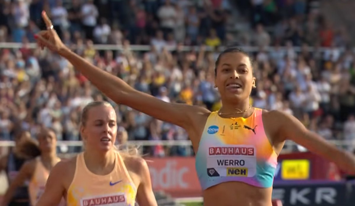 CitiusMag's tweet photo. WHAT. JUST. HAPPENED. 🤯

Audrey Werro 🇨🇭 turns the tables on World Indoor champ Keely Hodgkinson 🇬🇧 in the #StockholmDL 800m… and their battle to the line produces a HUGE time as Werro runs 1:53.98 to become only the third woman in history under 1:54.

Werro, only 22 years old, is now #3 all time as Hodgkinson is #6 all-time with a 1:54.33 PB.

American Roisin Willis gets a PB of her own in third with a 1:57.56 run.