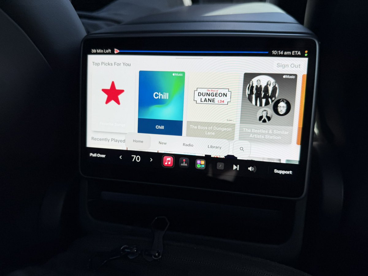 brandonbernicky's tweet photo. Landed at SFO for #wwdc and Ubered to a nearby coffee shop to experience @robotaxi for the first time. This is incredible! ETA in Waymo, 2.5 hours, Robotaxi just 40min. And Apple Music is already authenticated and ready for me. The future is here 🤯 @elonmusk @wholemars https://t.co/3z4ntvEZjk
