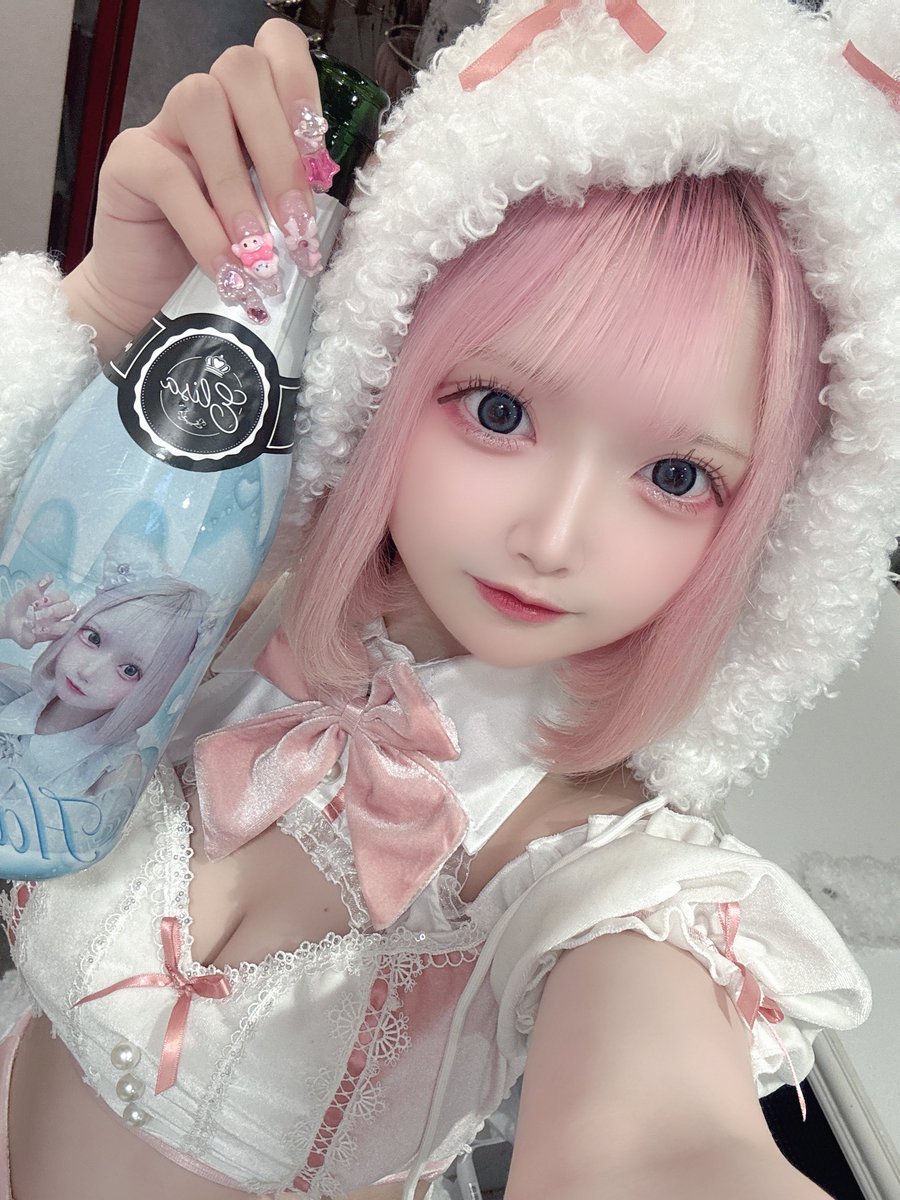 hakumaiskyyy's tweet photo. アニマルイベント2日間ありがとうございました( ´ •̥  ̫ •̥ ` )🩵🩷2日間とも忙しくさせてもらえてとっても幸せなきもち、、たくさん待たせてしまってすみません😭😭それでも会いに来たいって思ってもらえることがしあわせ、ありがとう՞ඉ  ̫ඉ՞՞ඉ  ̫ඉ՞またゆっくり話させてね！だーいすき https://t.co/wmlTx1QBNo