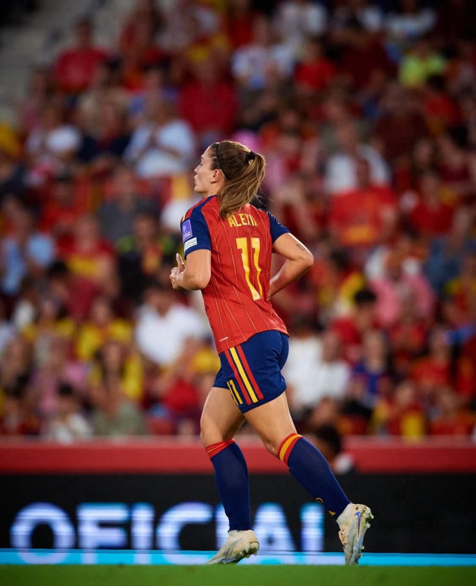 midfieldgoddess's tweet photo. ⠀   

    🇪🇸
⠀
⠀⠀⠀⠀⠀ https://t.co/DZDhr6334A
