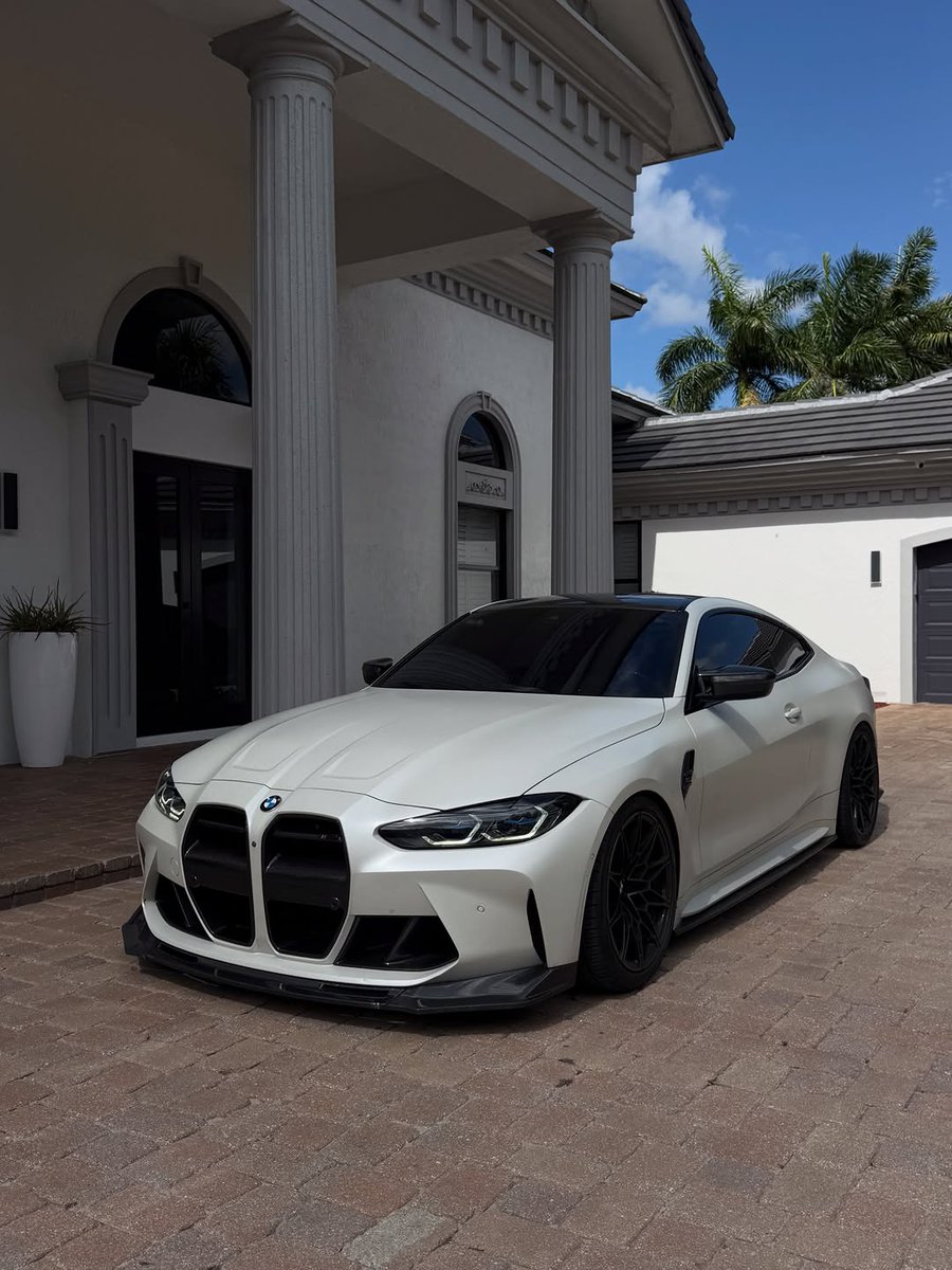 ExoticBMW's tweet photo. BMW M4 Competition https://t.co/Ho5CjydgE4