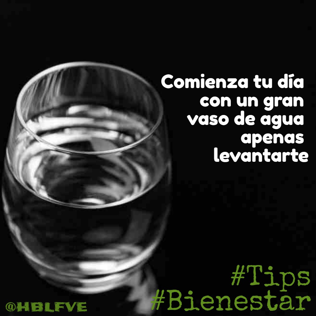 HBLFVE's tweet photo. #Tips #Nutrición

Un gran vaso de agua al despertar ayuda a activar tus órganos internos y prepara a tu cuerpo para entrar en acción https://t.co/Dw5FstHzeP