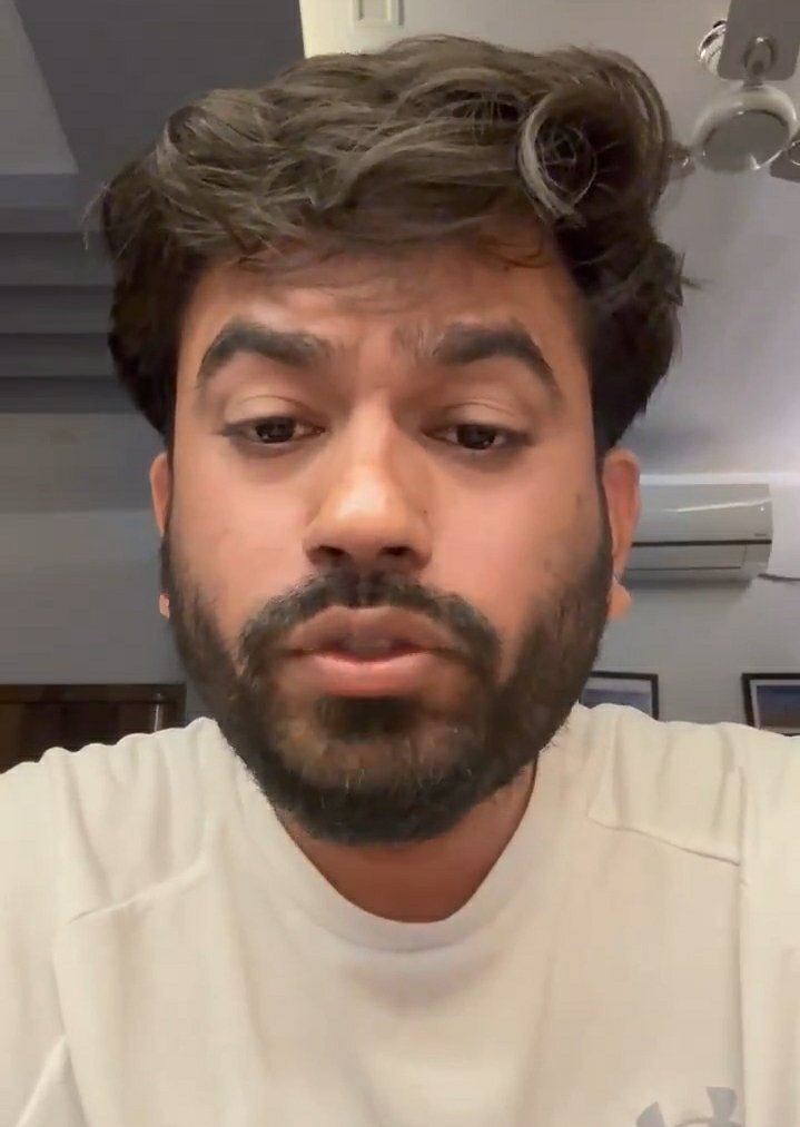 KraantiKumar's tweet photo. बड़ी खबर : Abhijeet Dipke ने बड़ा एलान किया है.

अगर शिक्षा मंत्री धर्मेंद्र प्रधान ने शनिवार तक इस्तीफा नही दिया तो हर शहर में कॉकरोच जनता पार्टी आंदोलन करेगी.

Abhijeet Dipke ने कहा अगर इसके बाद भी Dharmendra Pradhan ने इस्तीफा नही दिया तो, दिल्ली में सबसे बड़ा आंदोलन किया जाएगा.

भाई तेरे में इतना कॉन्फिडेंस कहां से आ रहा है कि बड़े आंदोलन के लिए भी दिल्ली में CJP को परमिशन मिल जाएगा ?

जब देश में NEET पेपर लीक के खिलाफ कांग्रेस पार्टी और NSUI आंदोलन कर रही हैं. UP में समाजवादी पार्टी और बिहार में आरजेडी और अन्य कई संगठन आंदोलन कर रहे हैं तो युवाओं को इस कॉकरोच जनता पार्टी से क्यों जुड़ना चाहिए ?

कॉकरोच जनता पार्टी के लोग आकर NSUI या कांग्रेस पार्टी या समाजवादी पार्टी के आंदोलन को मजबूत क्यों नही करते. का हम कुछ गलत बोल रहा हूँ ?