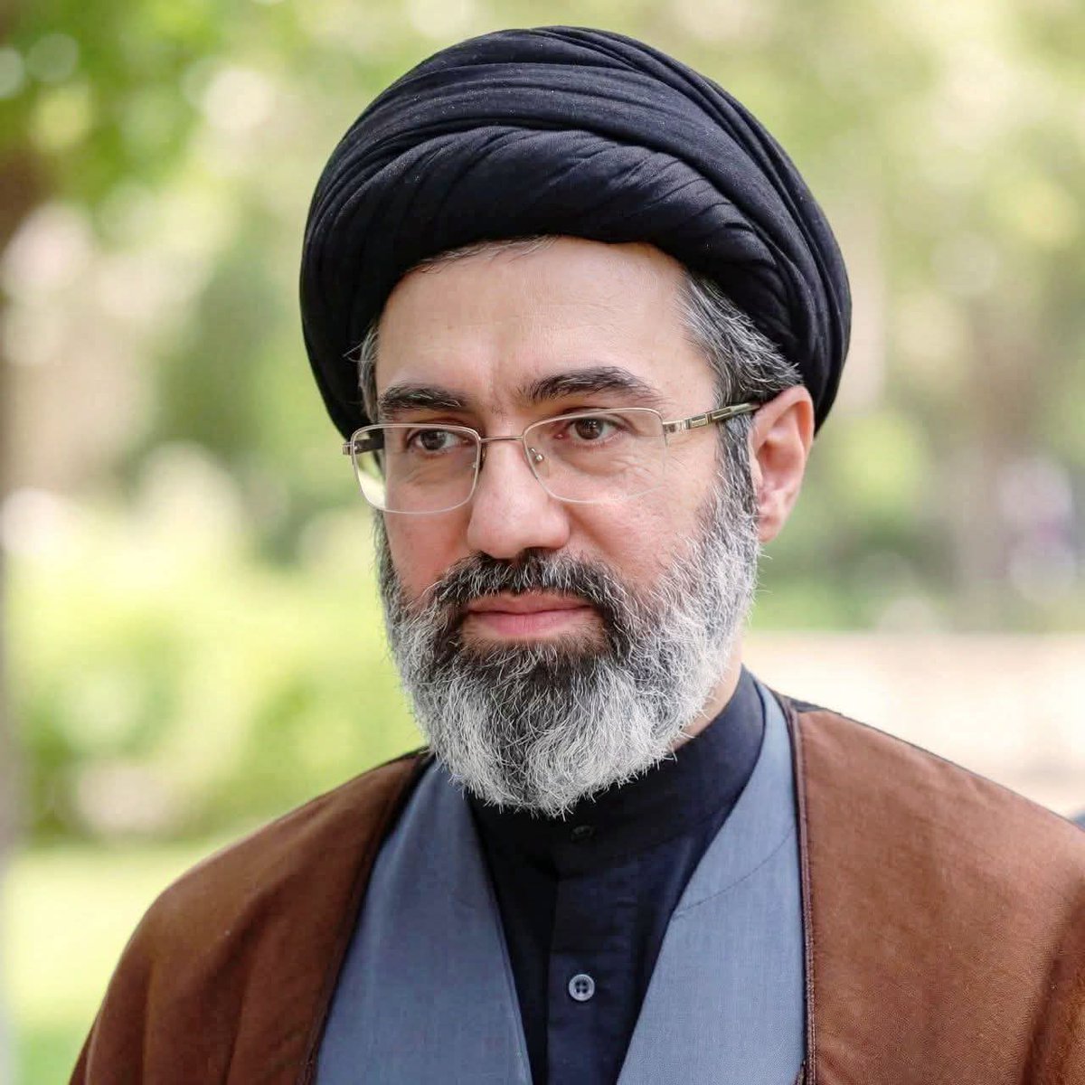alsafi_husien's tweet photo. أنت صاحب القرار سيدي
نحن مستعدين نصعد معك الى الجبال ونخوض البحر معك . https://t.co/EGoznVLE0s