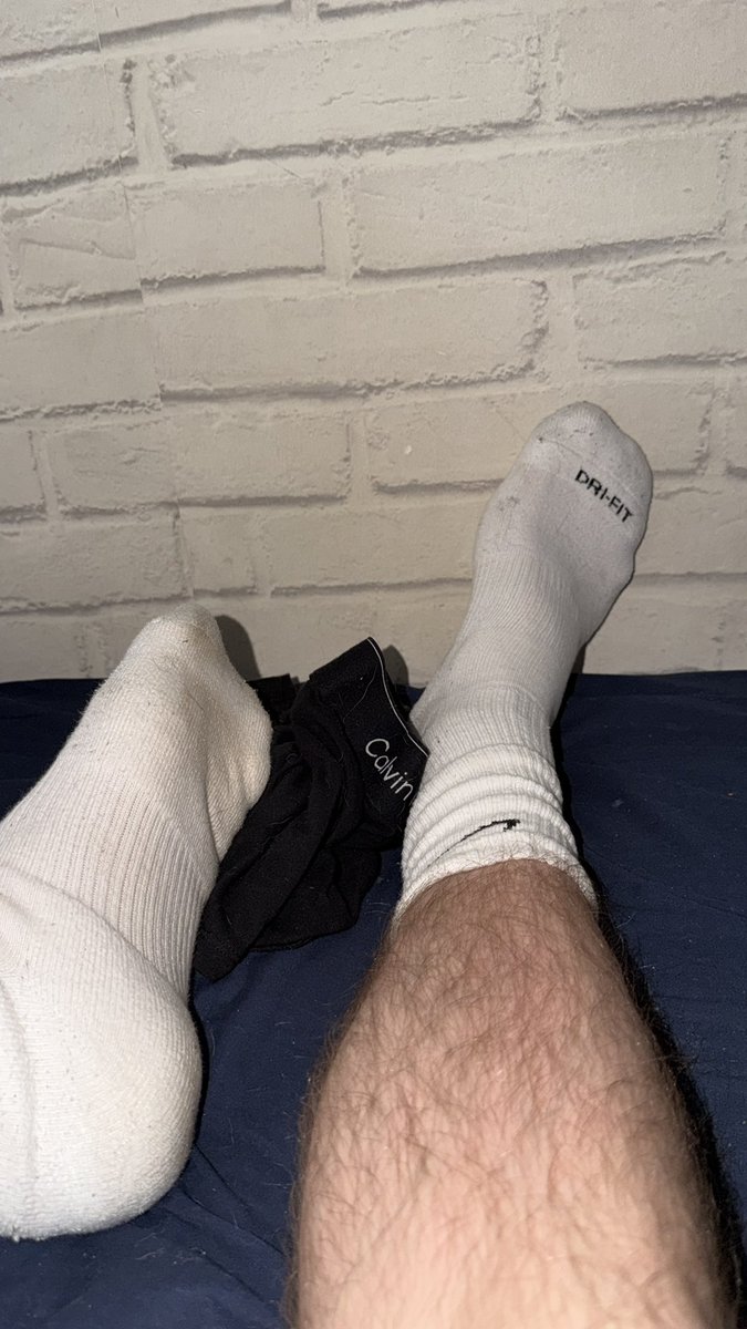 kMaster__'s tweet photo. DM z danią do pana cwelu😈💸

#master #socks #nike #ck https://t.co/HeE6bPUUS5