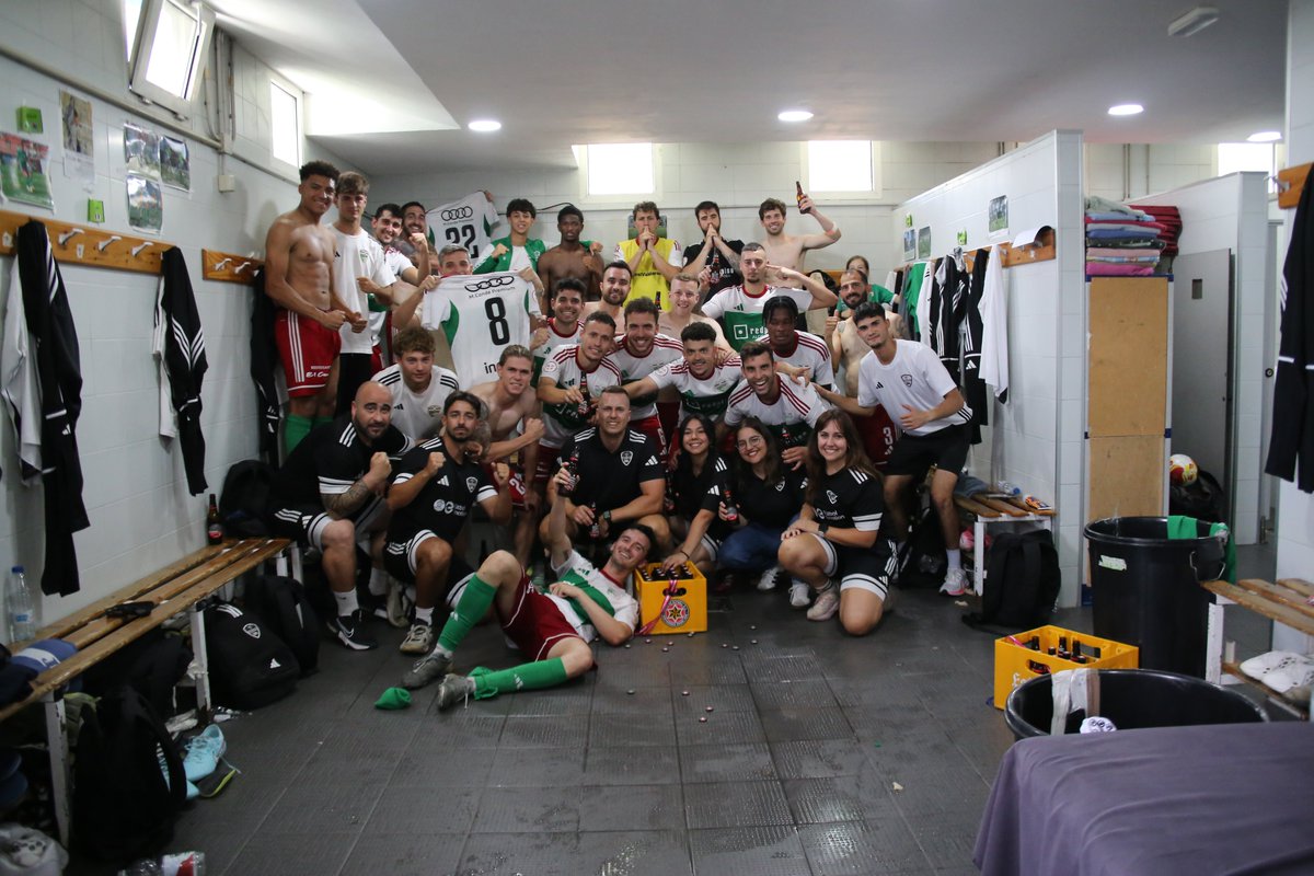 PEDROJMARTIN2's tweet photo. Temporada 2025-2026.
15.play-off final territorial
07/06/2026  Partido de vuelta.
TrivalValderas - Las Rozas. https://t.co/DsFu4VmaFc