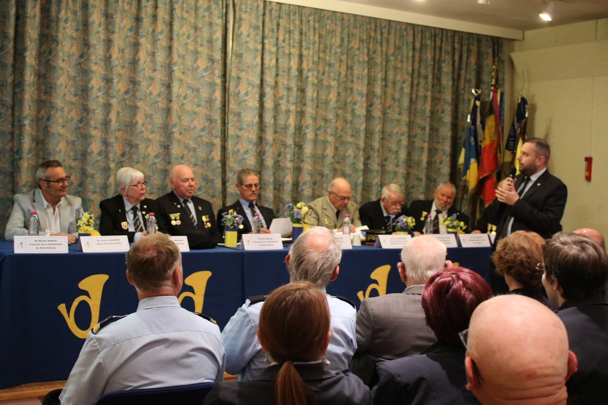 seb_humbert's tweet photo. Je participais ce dimanche matin à Contrexéville au Congrès Régional de l’Amicale des Anciens Chasseurs Alpins.

Merci à Monsieur le président de l’Amicale Les Diables Bleus de "La Sidi-Brahim" de Neufchâteau, Alain Maczka, pour l’invitation. https://t.co/8jug8K6hJ7
