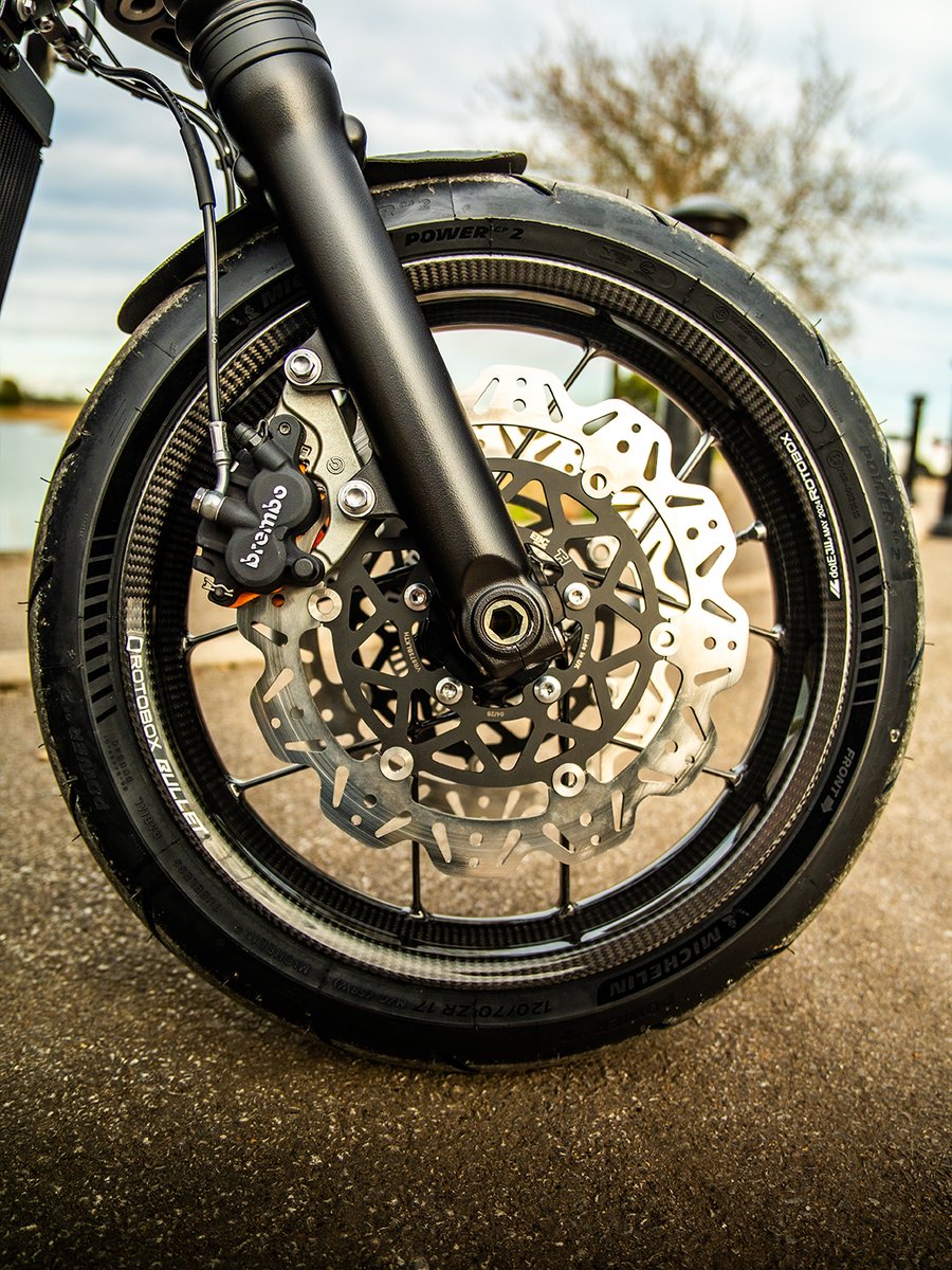 thorntonhundred's tweet photo. The Carbon Pro Bobber.

Our most accessible kit to date, with everything you need to bring that iconic Thornton Hundred style, performance, and presence. Nothing extra, just the parts that matter. https://t.co/9k1Lep4XyT